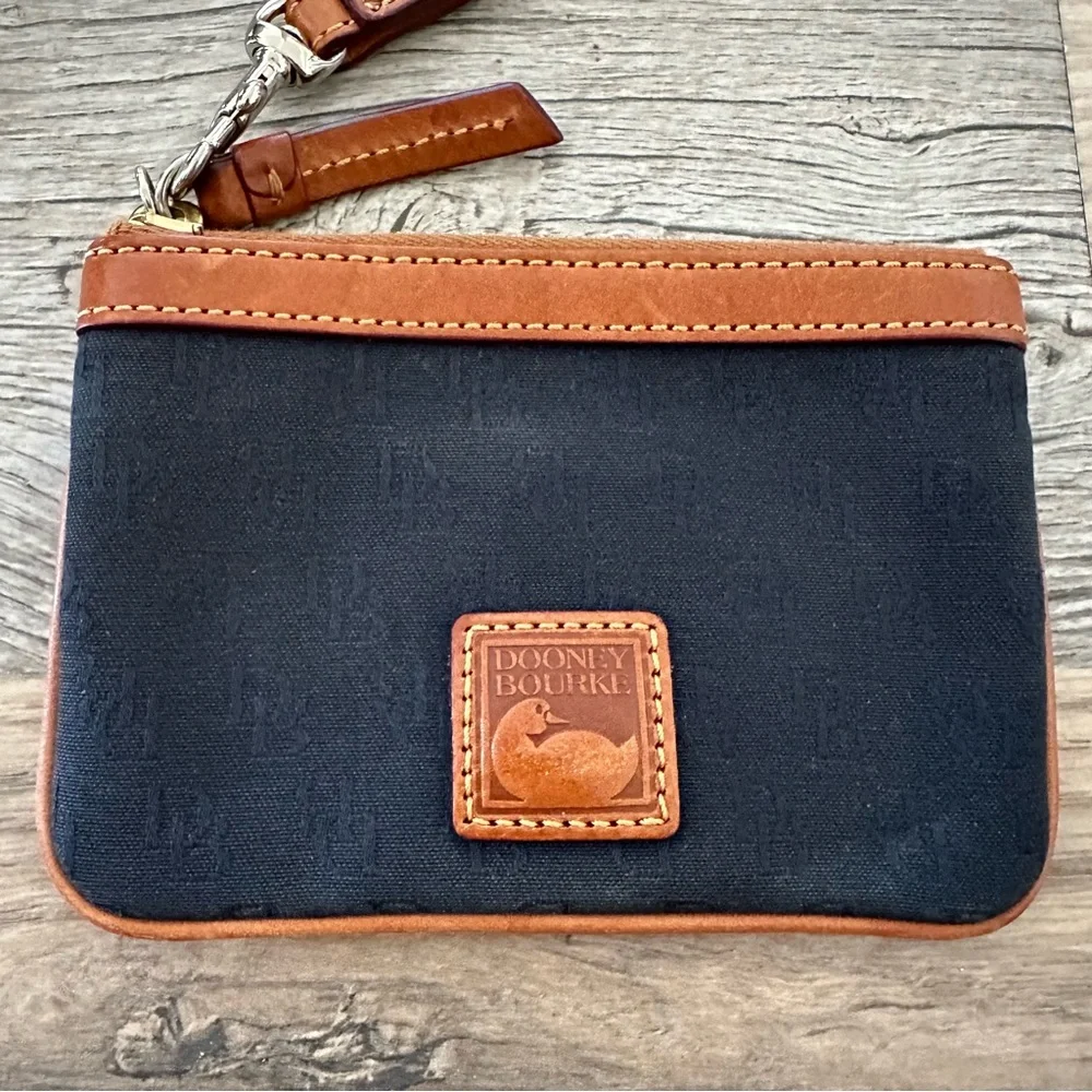 Dooney & Bourke Small Zip Wristlet Wallet - Picture 2 of 8